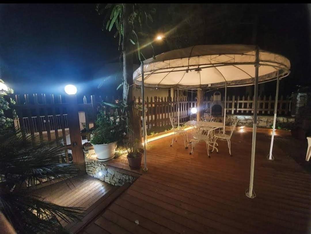 Villa Genna 산비토로카포 외부 사진