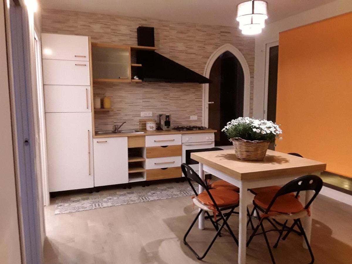 Villa Genna 산비토로카포 외부 사진